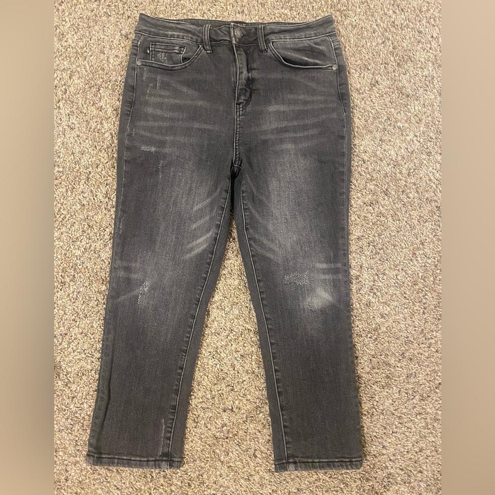 Judy Blue Skinny Fit Capri 9/29